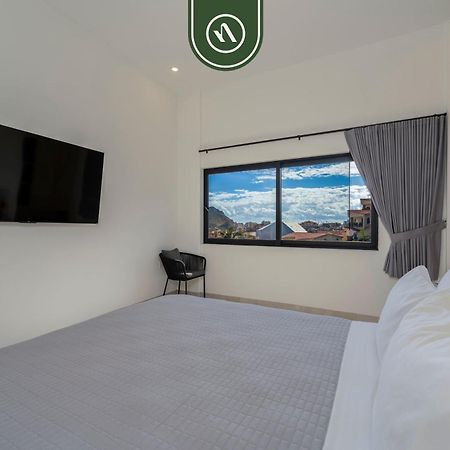 Condo Near Marina - Downtown - Pool - King カボ・サン・ルーカス エクステリア 写真