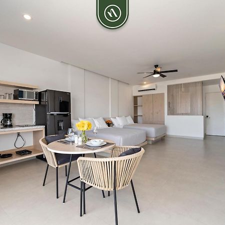 Condo Near Marina - Downtown - Pool - King カボ・サン・ルーカス エクステリア 写真