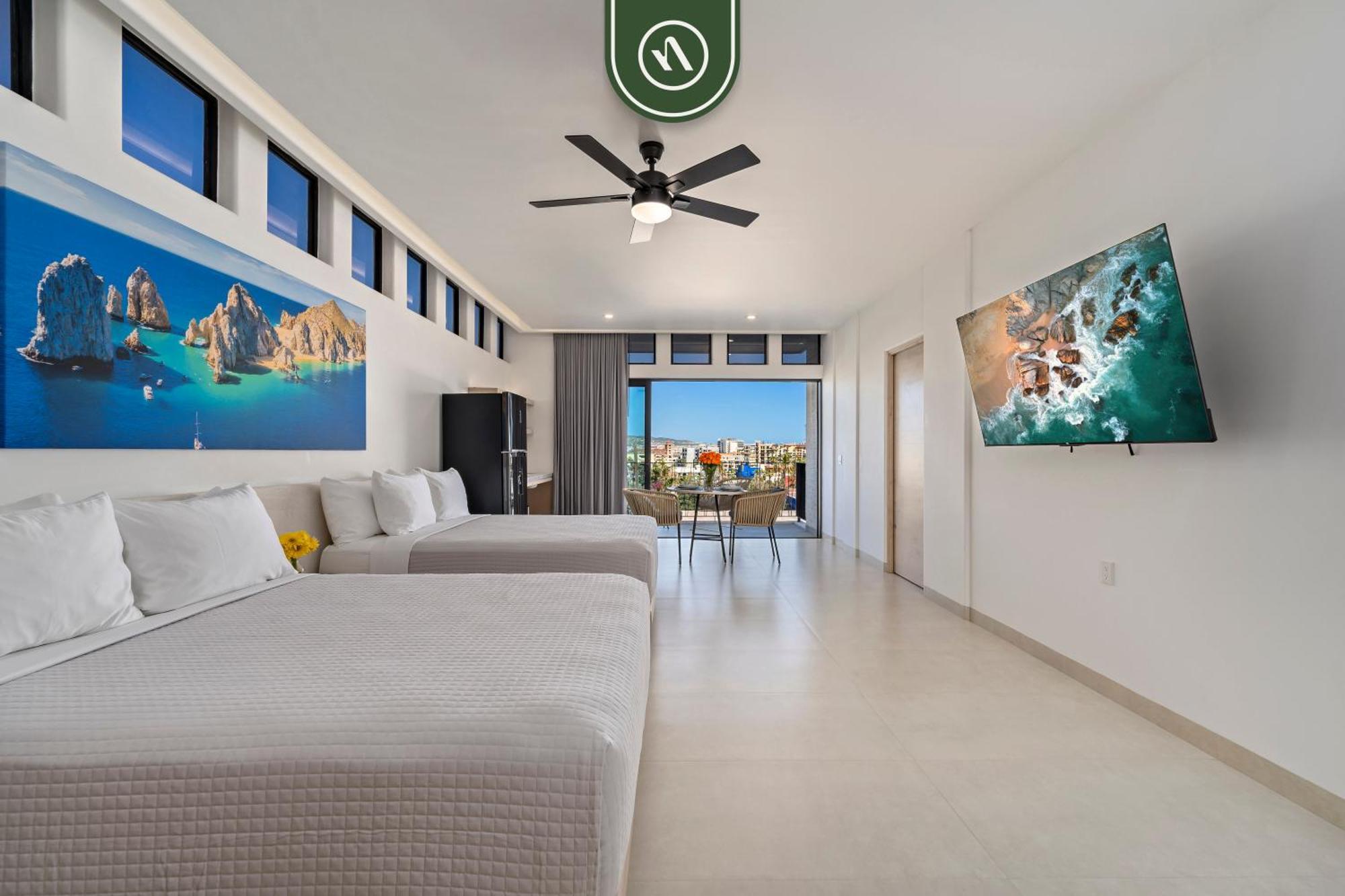 Condo Near Marina - Downtown - Pool - King カボ・サン・ルーカス エクステリア 写真