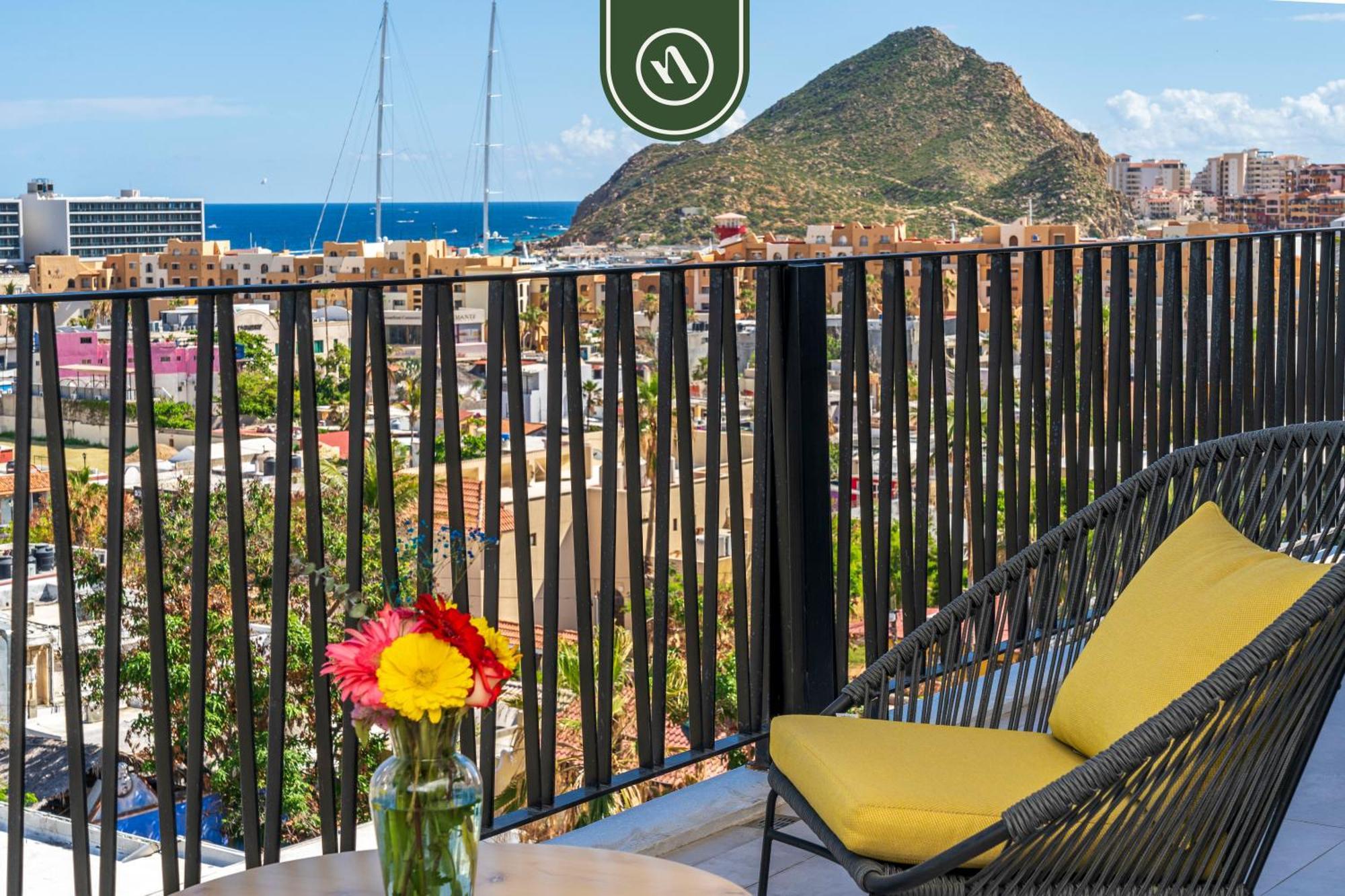 Condo Near Marina - Downtown - Pool - King カボ・サン・ルーカス エクステリア 写真