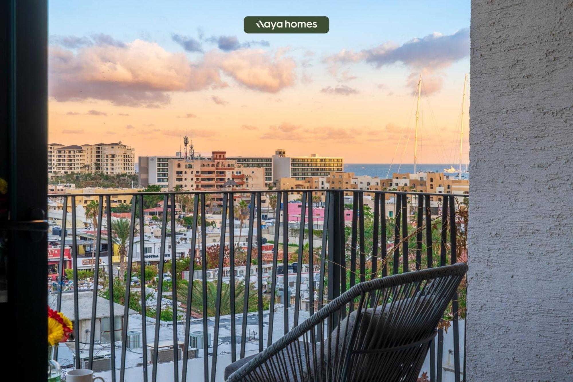 Condo Near Marina - Downtown - Pool - King カボ・サン・ルーカス エクステリア 写真